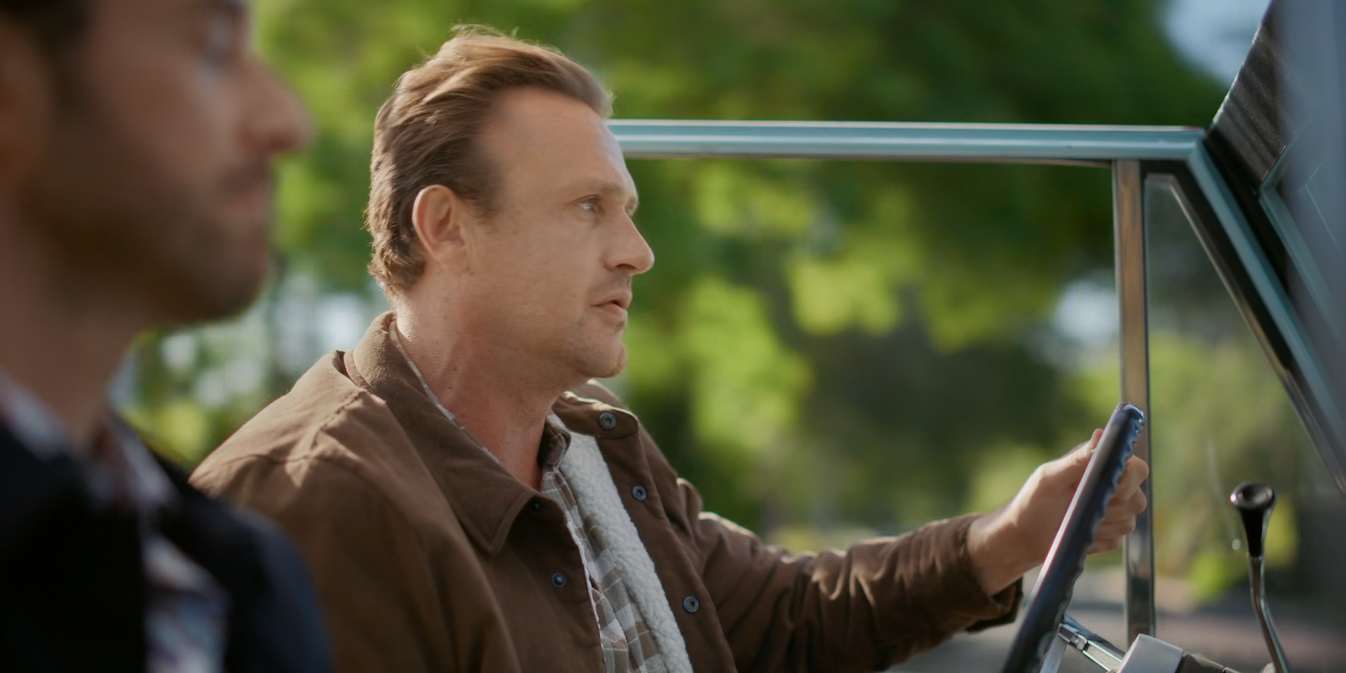 Screens/Shrinking.S03E05.1080p.x265-ELiTE.Screen0002.png