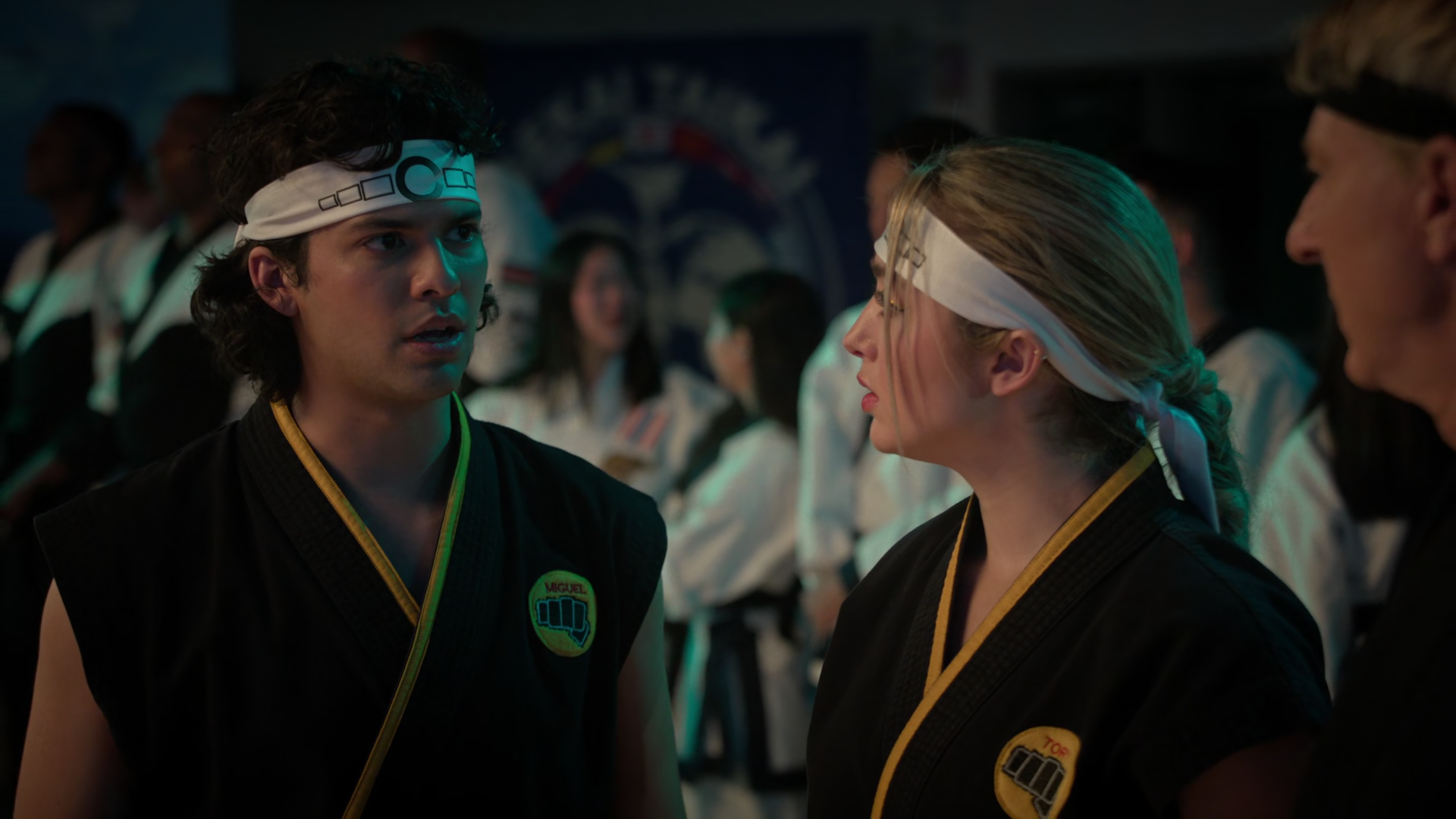 Screens/Cobra.Kai.S06E14.1080p.x265-ELiTE.Screen0004.png