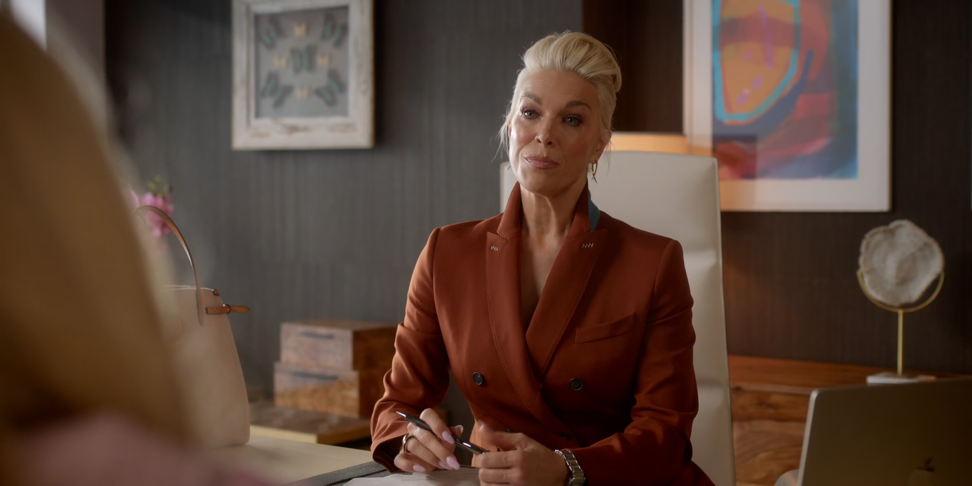 Screens/Ted.Lasso.S04E03.1080p.x265-ELiTE.Screen0004.png