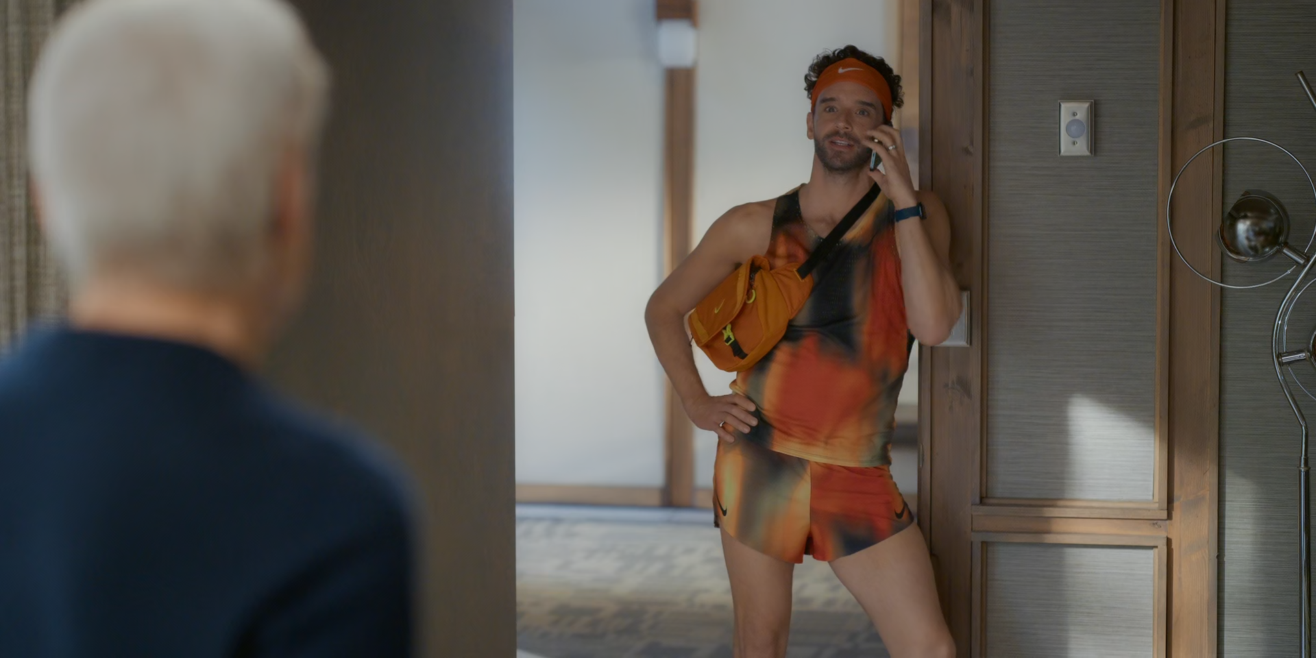 Screens/Shrinking.S03E02.1080p.x265-ELiTE.Screen0004.png