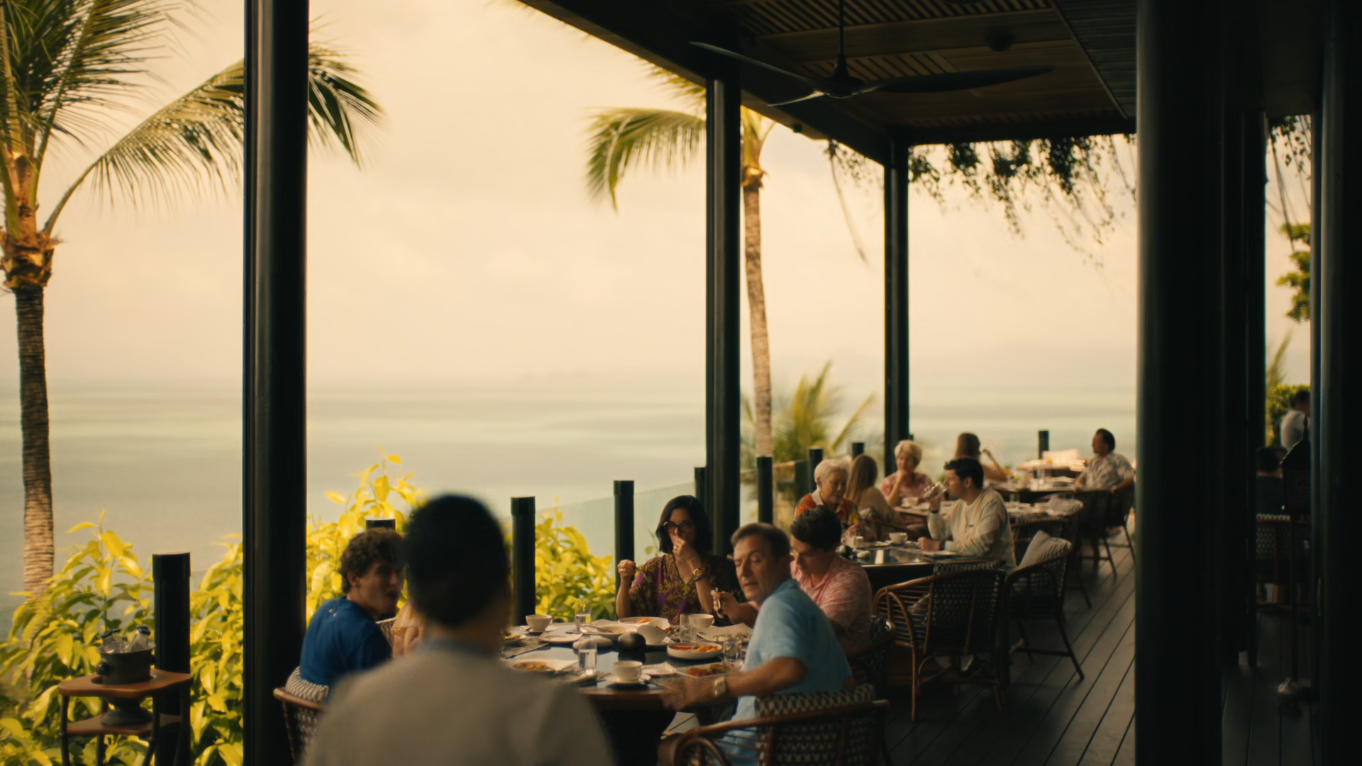 Screens/The.White.Lotus.S03E02.1080p.x265-ELiTE.Screen0003.png