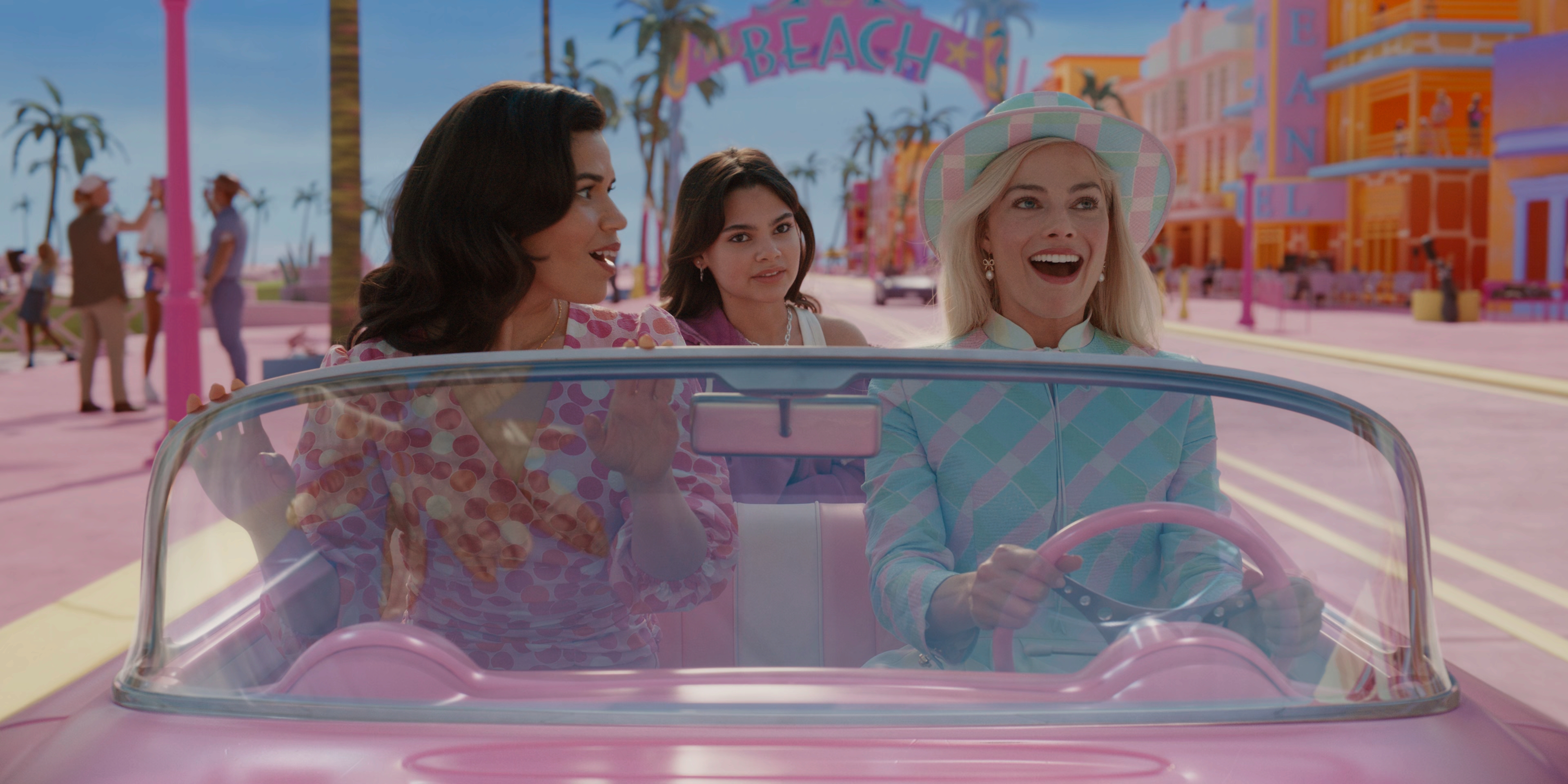 Sample,Screens/Barbie 2023 4K Screen 09.jpg