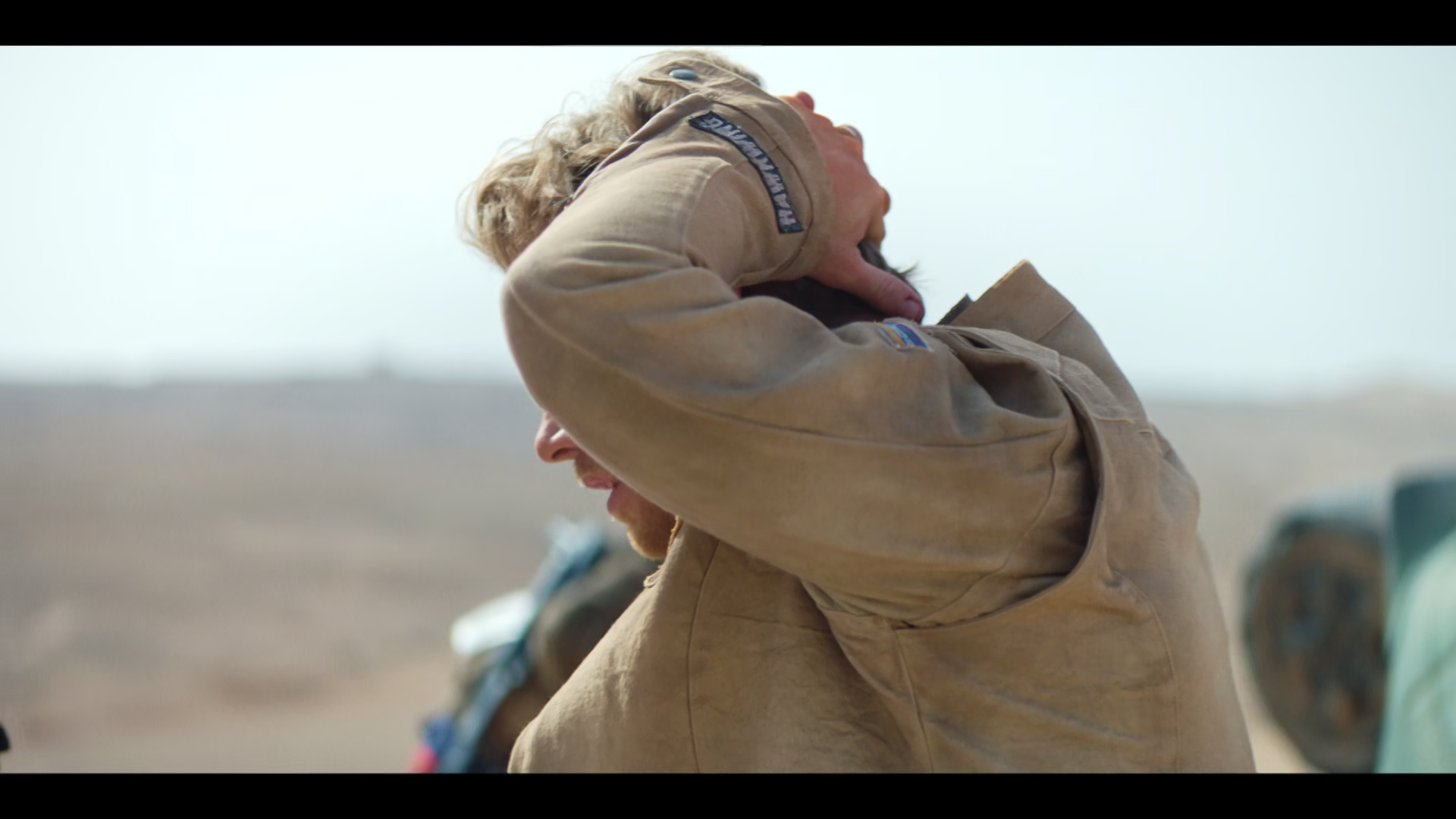 Screens/Atomic.S01E01.1080p.x265-ELiTE.Screen0001.png