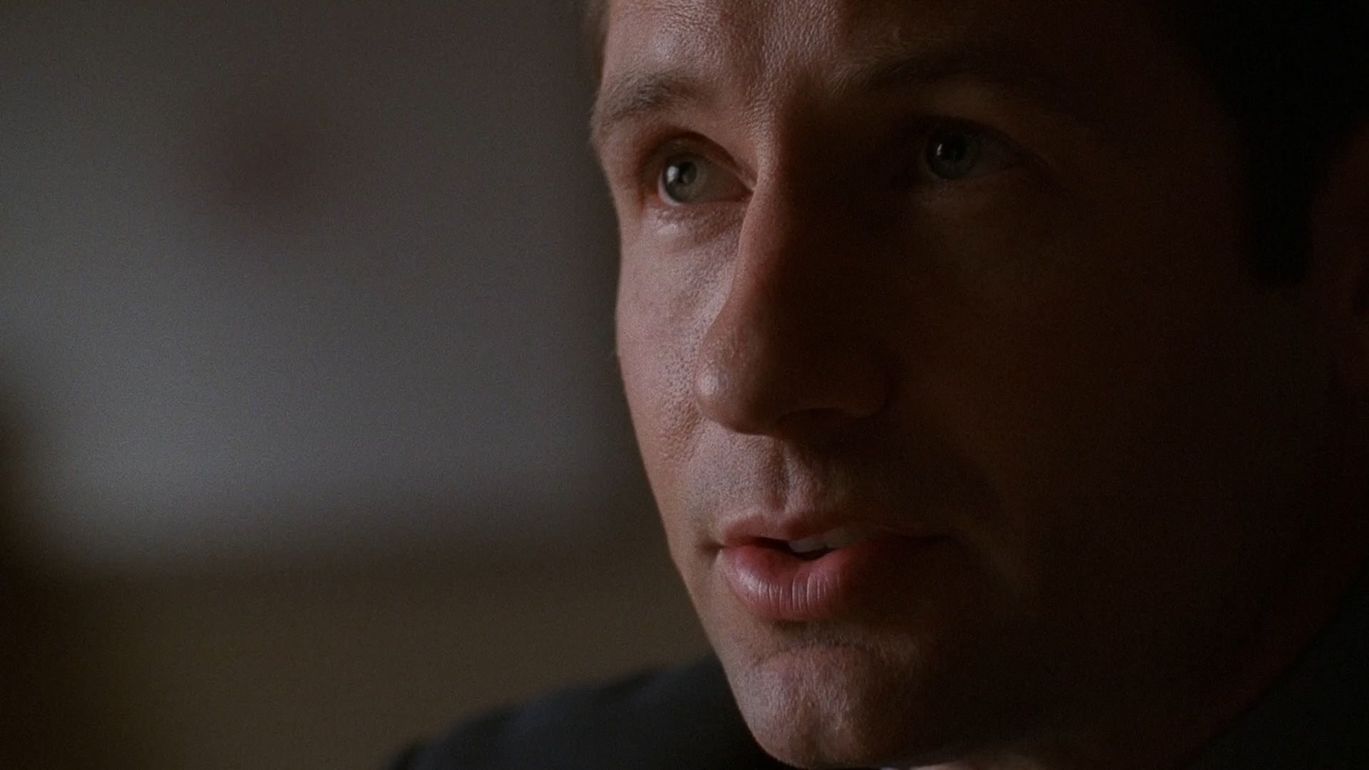 Screens/The.X-Files.S07E10.1080p.BluRay.AVC.x264.MULTi.AC3-STM.jpg