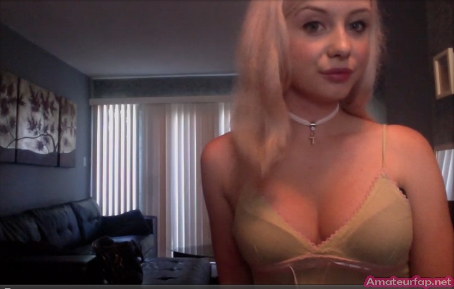 Super Cute 18 Year Old Redhead Teen (102).jpg