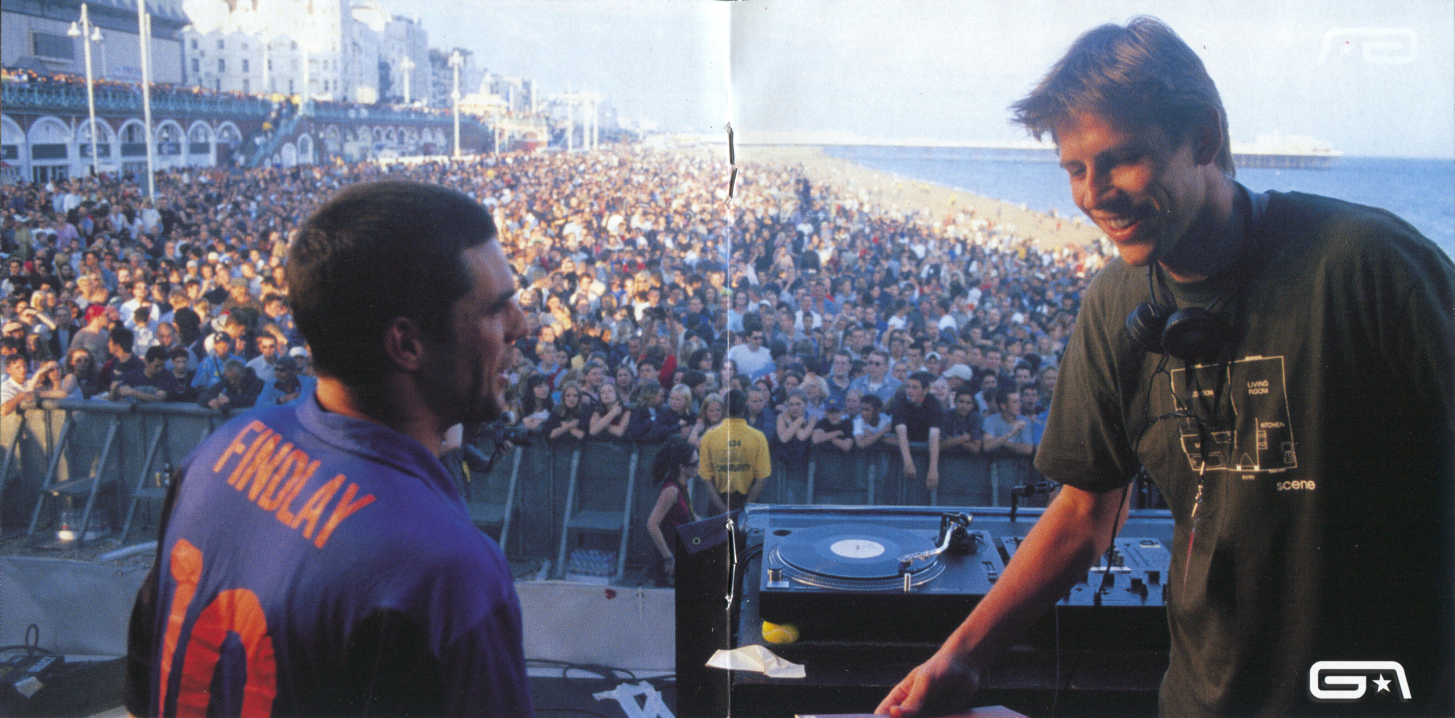 Artwork/Booklet 06-07.jpg