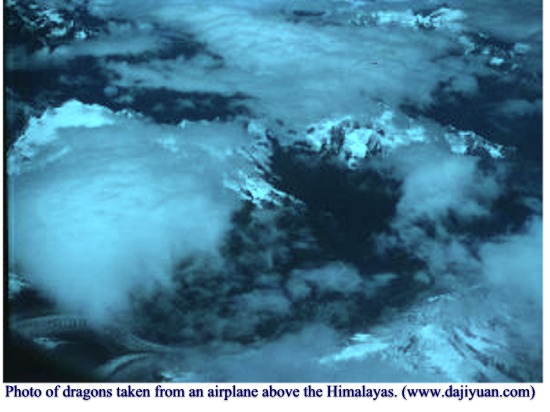Photos of Sky Dragons/Sky Dragons over Tibet (2).jpg