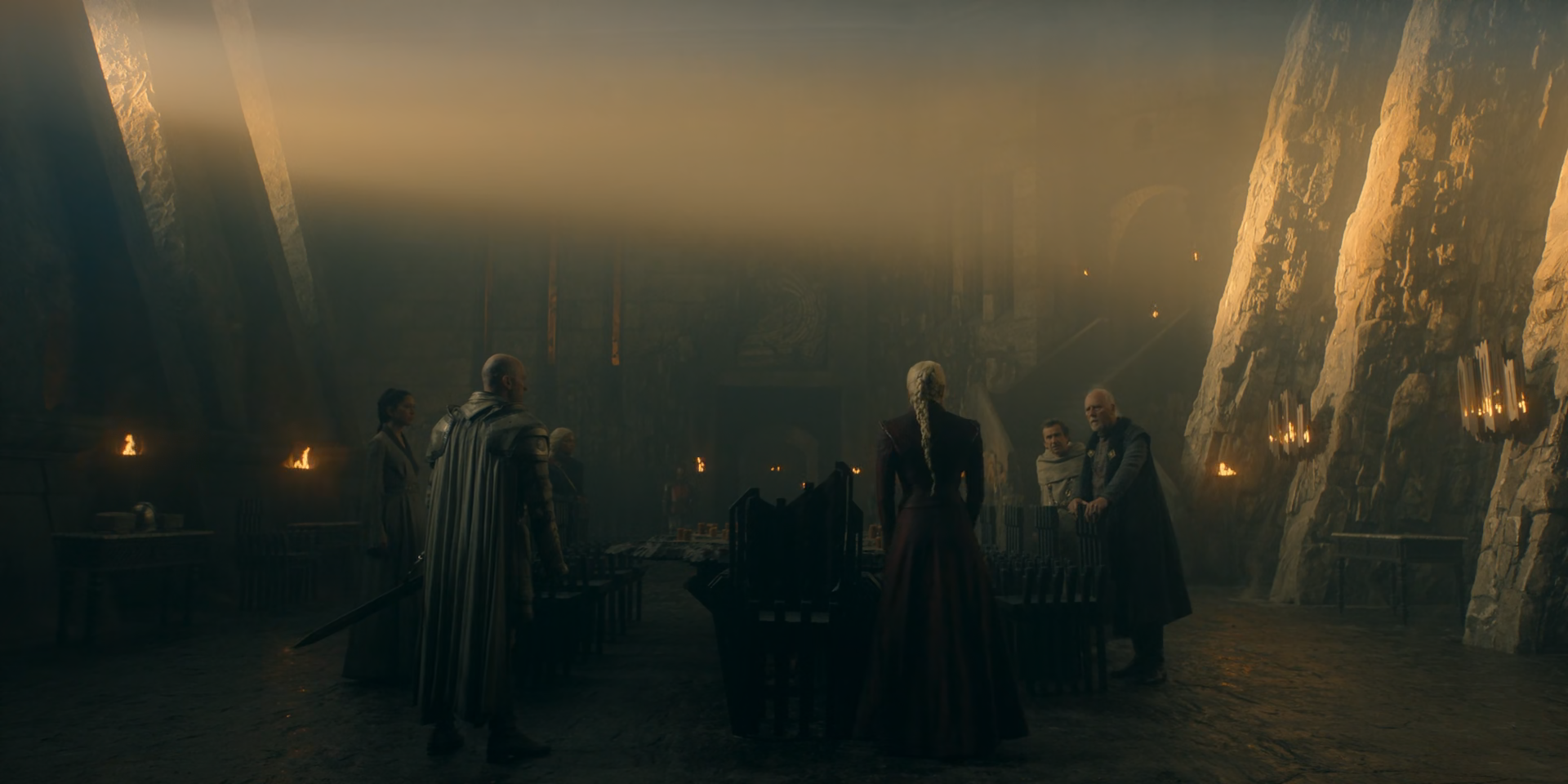 Screens/House.of.the.Dragon.S03E01.1080p.x265-ELiTE.Screen0003.png
