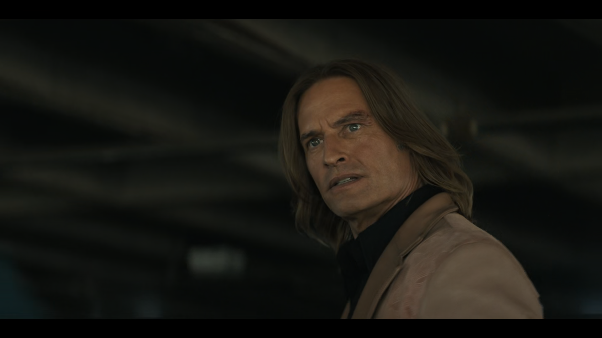 Screens/Duster.S01E04.1080p.x265-ELiTE.Screen0002.png