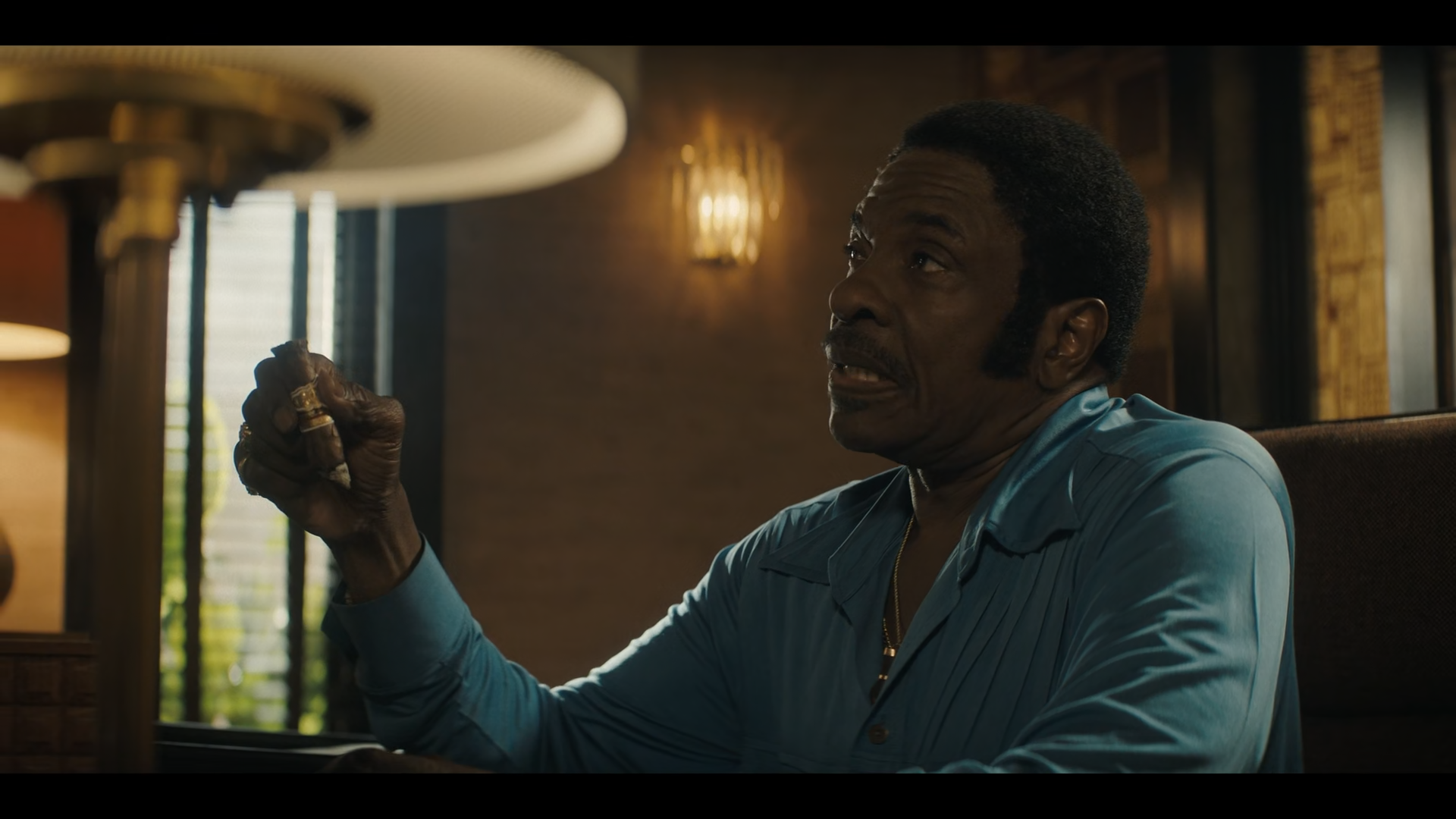 Screens/Duster.S01E04.1080p.x265-ELiTE.Screen0003.png