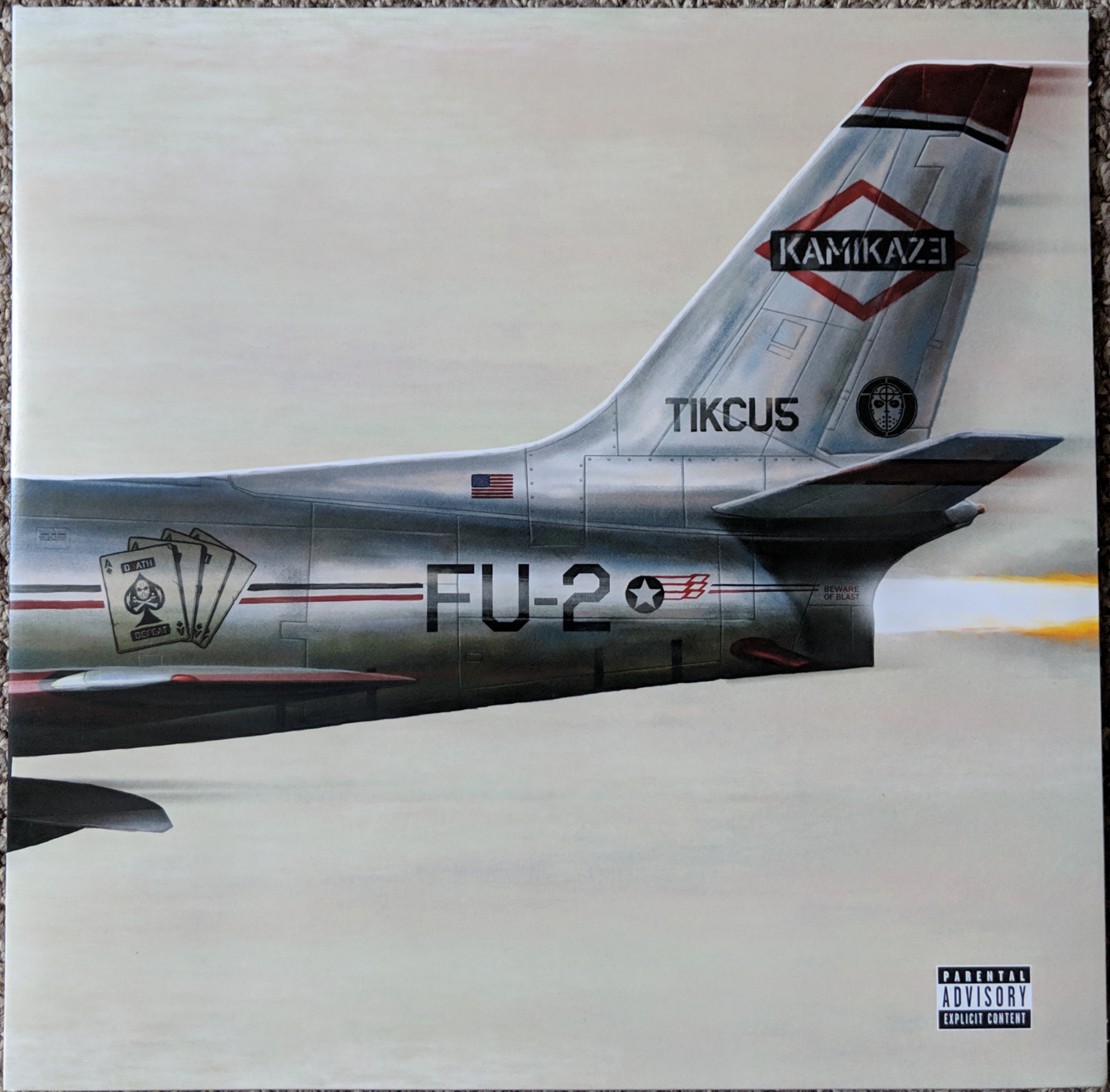 Albums/Eminem - Kamikaze (2018) [Vinyl-FLAC-24-192] {B0029211-01}/Artwork/front.jpg