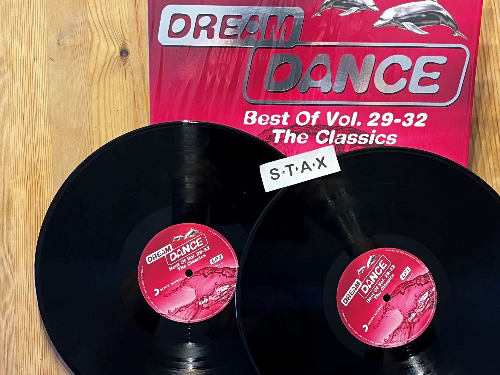 00-va-dream_dance_best_of_vol_29_to_32_the_classics-proof-(19439780661)-2lp-flac-2021-stax.jpg