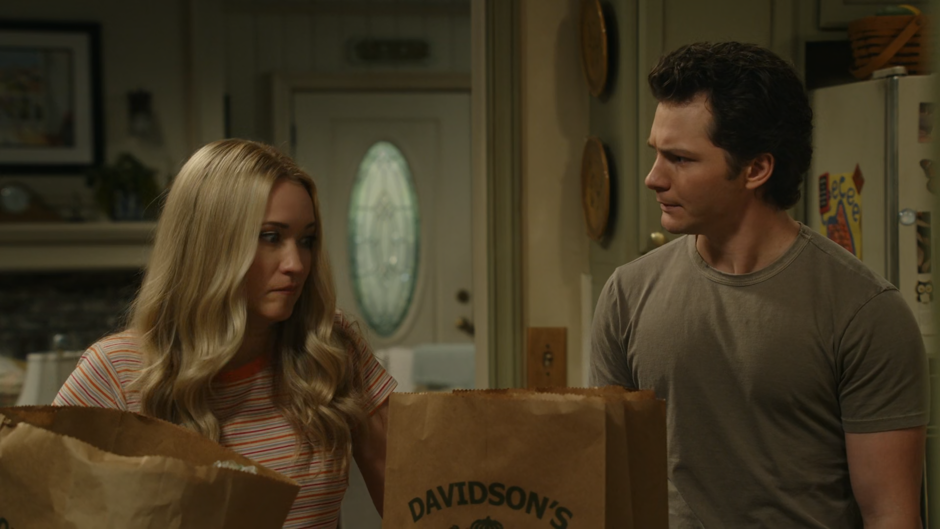 Screens/Georgie.and.Mandys.First.Marriage.S02E11.1080p.x265-ELiTE.Screen0001.png