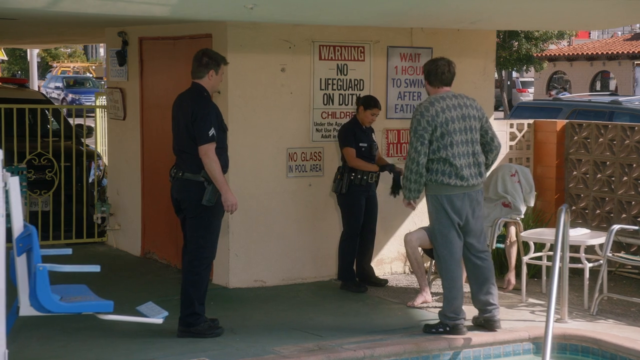 Screens/The.Rookie.S08E11.720p.x264-FENiX.Screen0003.png