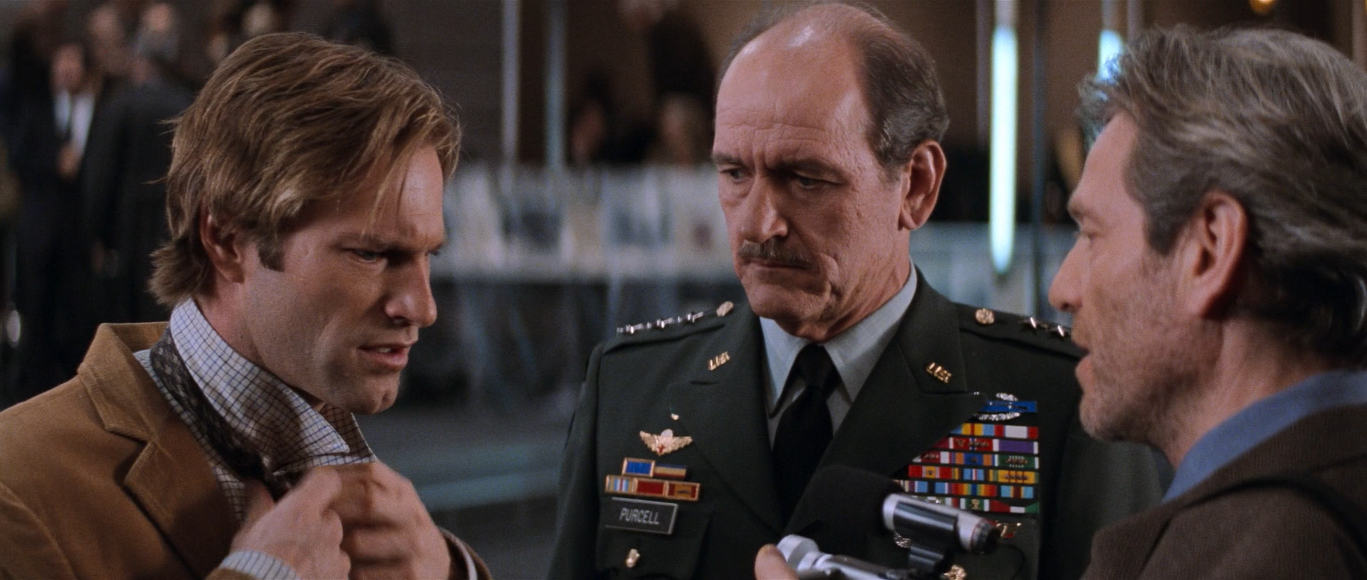 Sample,Screens/The Core 2003 Remastered BluRay 1080p DTS x264-3Li054182.png