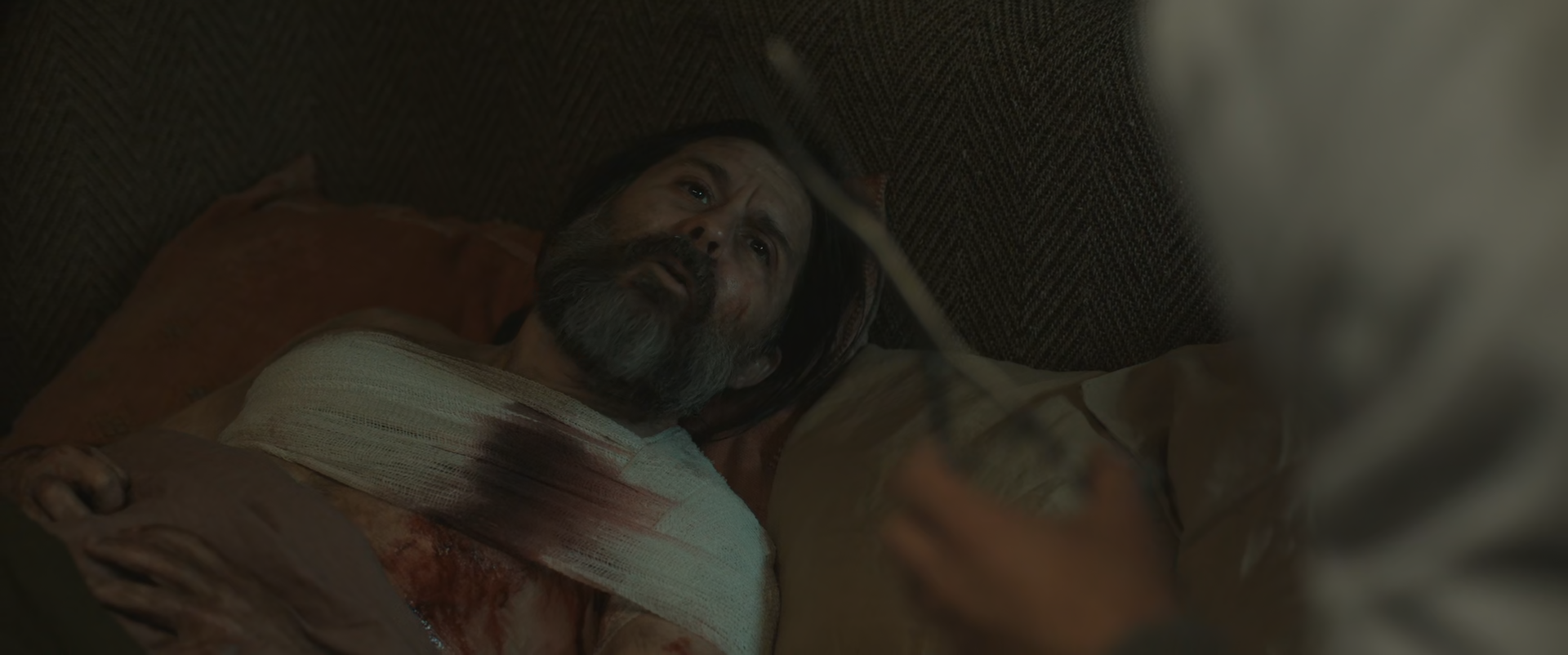 Screens/Silo.S02E06.1080p.x265-ELiTE.Screen0002.png