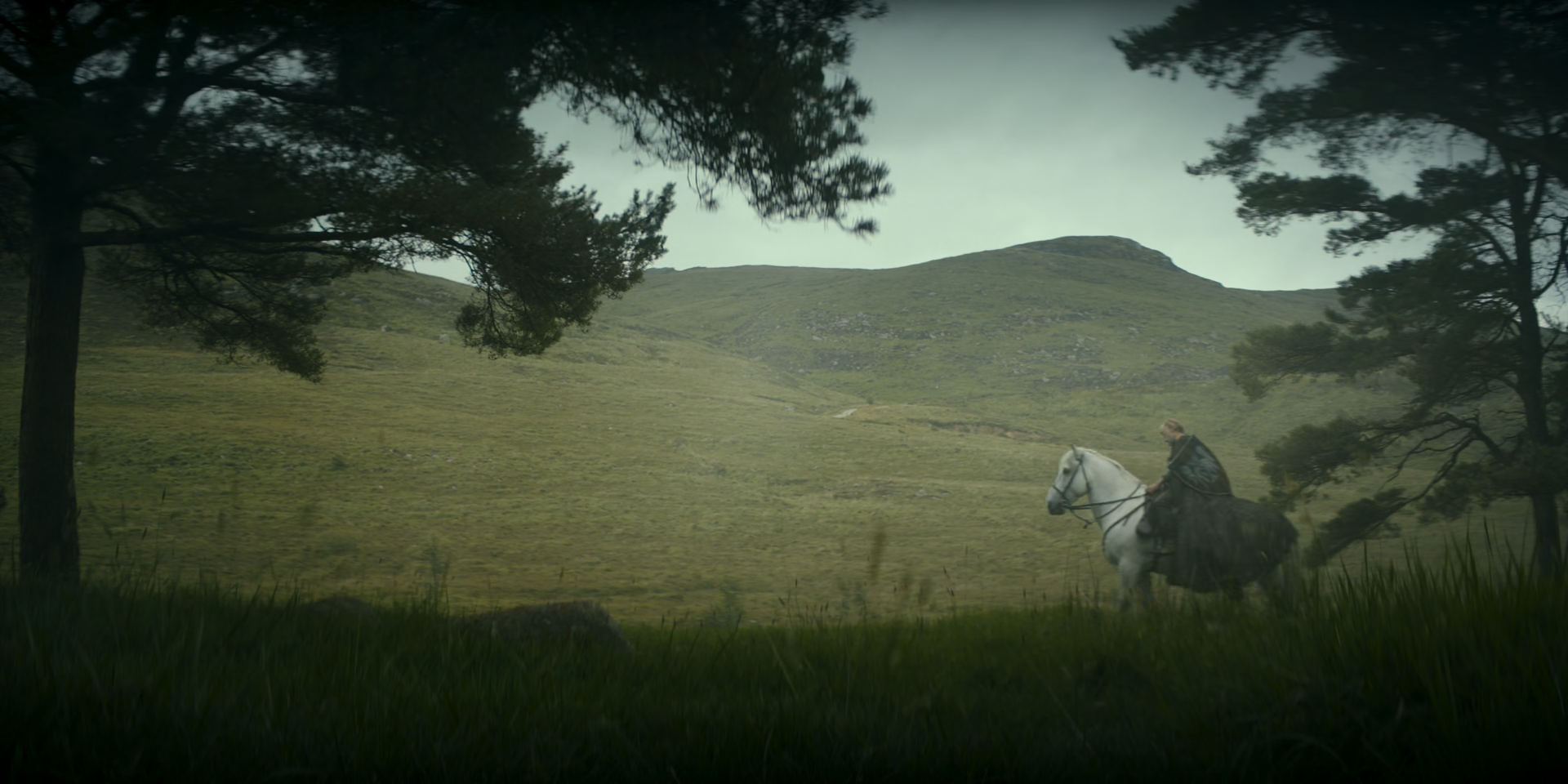 Screens/A.Knight.of.the.Seven.Kingdoms.S01E02.1080p.x265-ELiTE.Screen0001.png