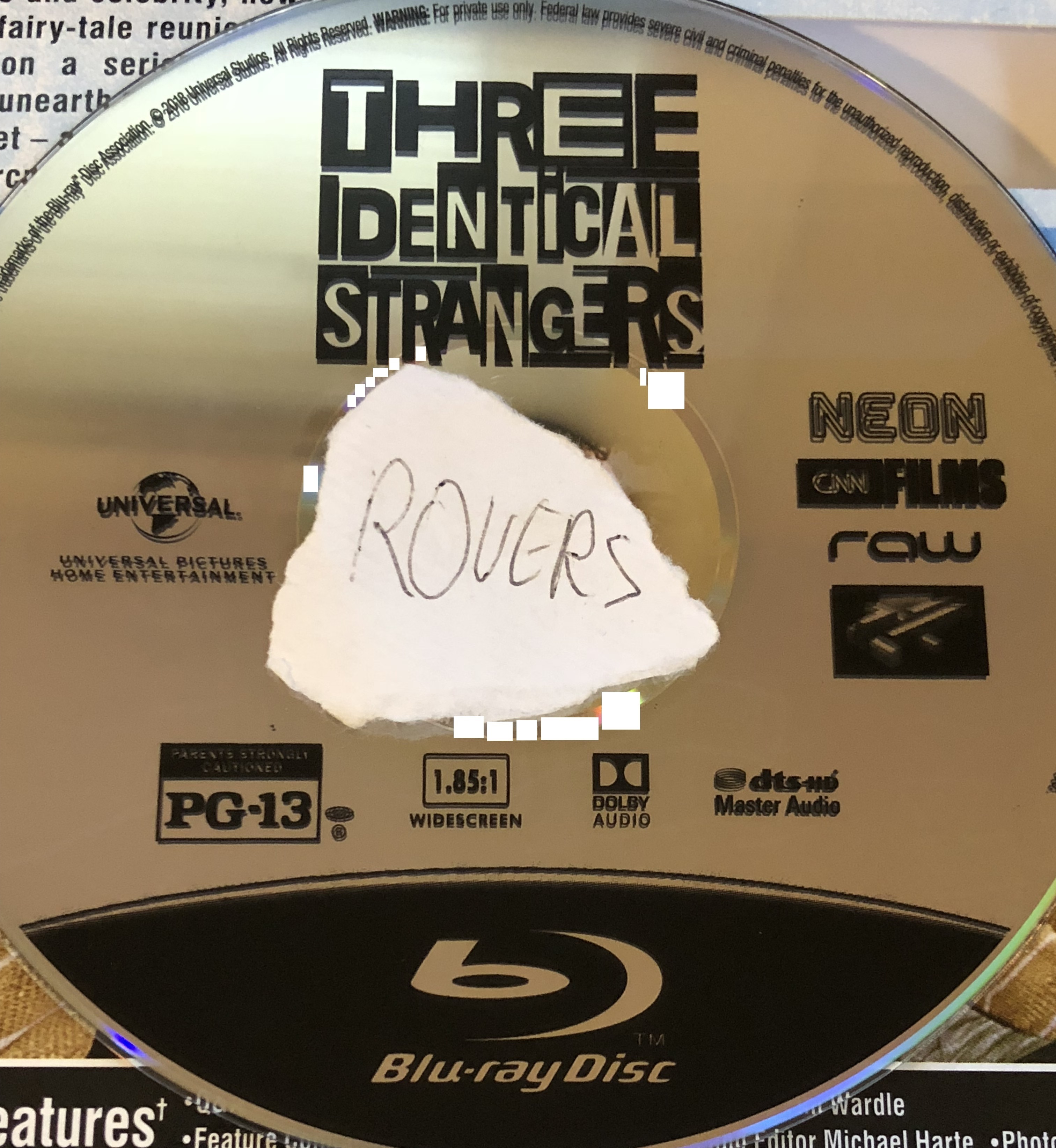 Proof/three.identical.strangers.2018.bdrip.x264-rovers.proof.jpg