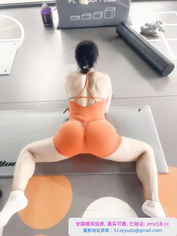 说明/爱健身跳舞的静安骚妇02_1754016416-2.jpg