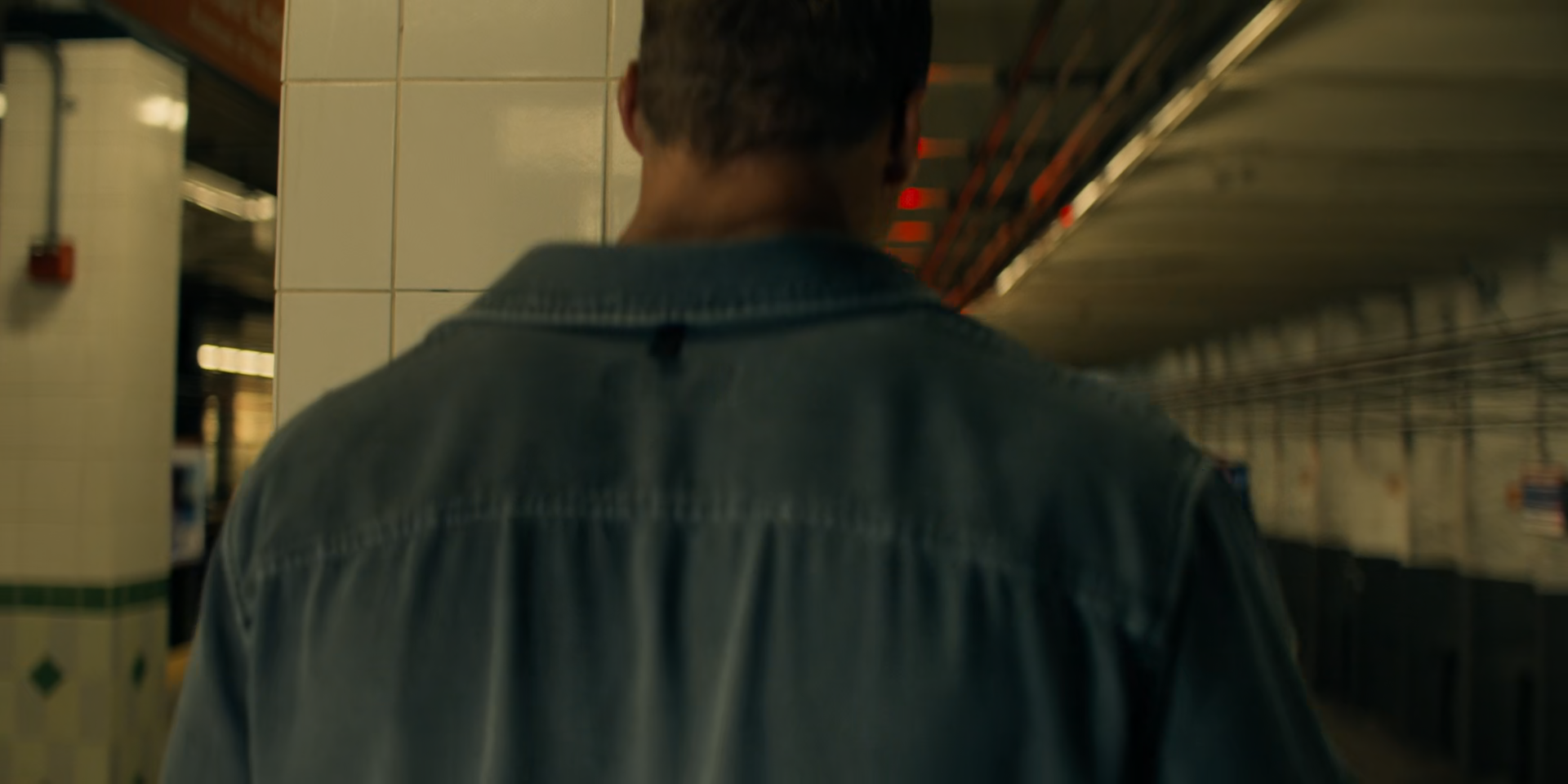 Screens/Reacher.S04E01.1080p.x265-ELiTE.Screen0001.png